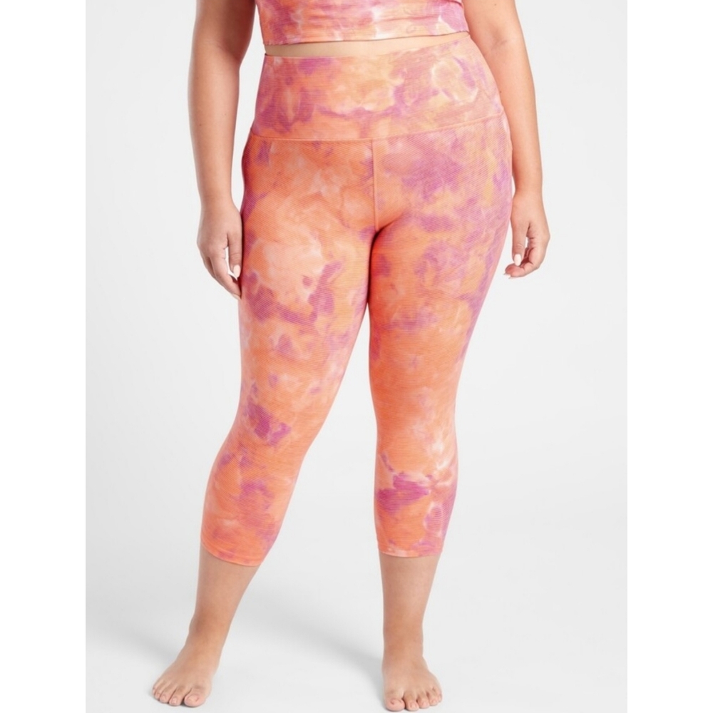 Athleta | Salutation Stash Pocket II Capri Spray Dye Island Coral Vintage Plum
